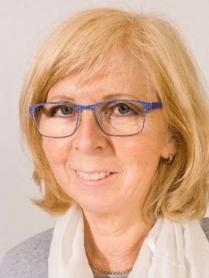 Dr. Ingrid Oebbeke